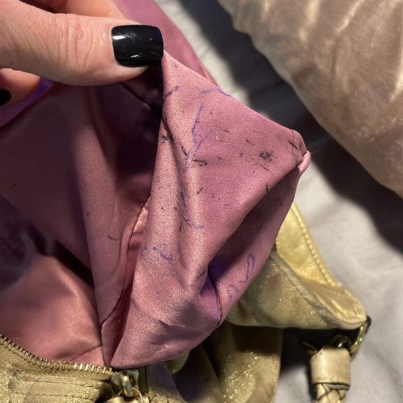 Coach - Boho Gold 3 pocket shoulder Bag. Dust bag not included - Picture 14 of 16